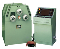 Industrimaskiner med kontrollpanel.