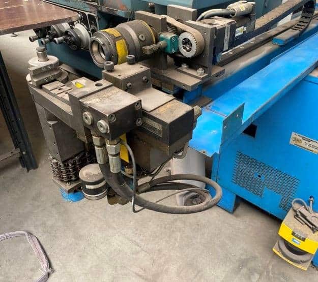 Begagnad Helautomatisk cnc-rörbockningsmaskin Tuboform 18